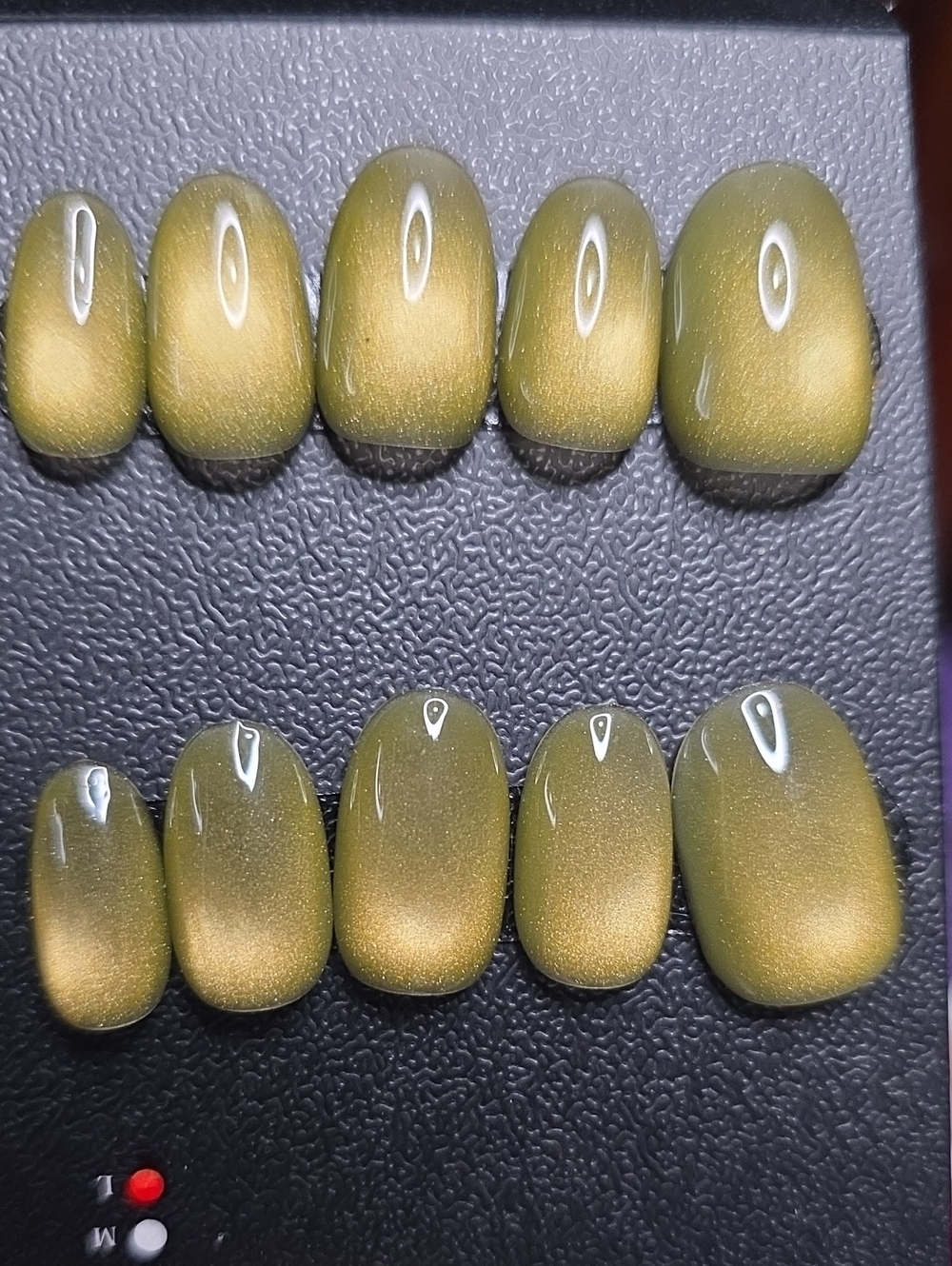 Olive Green Cat Eye Press-On Nails - Size Large